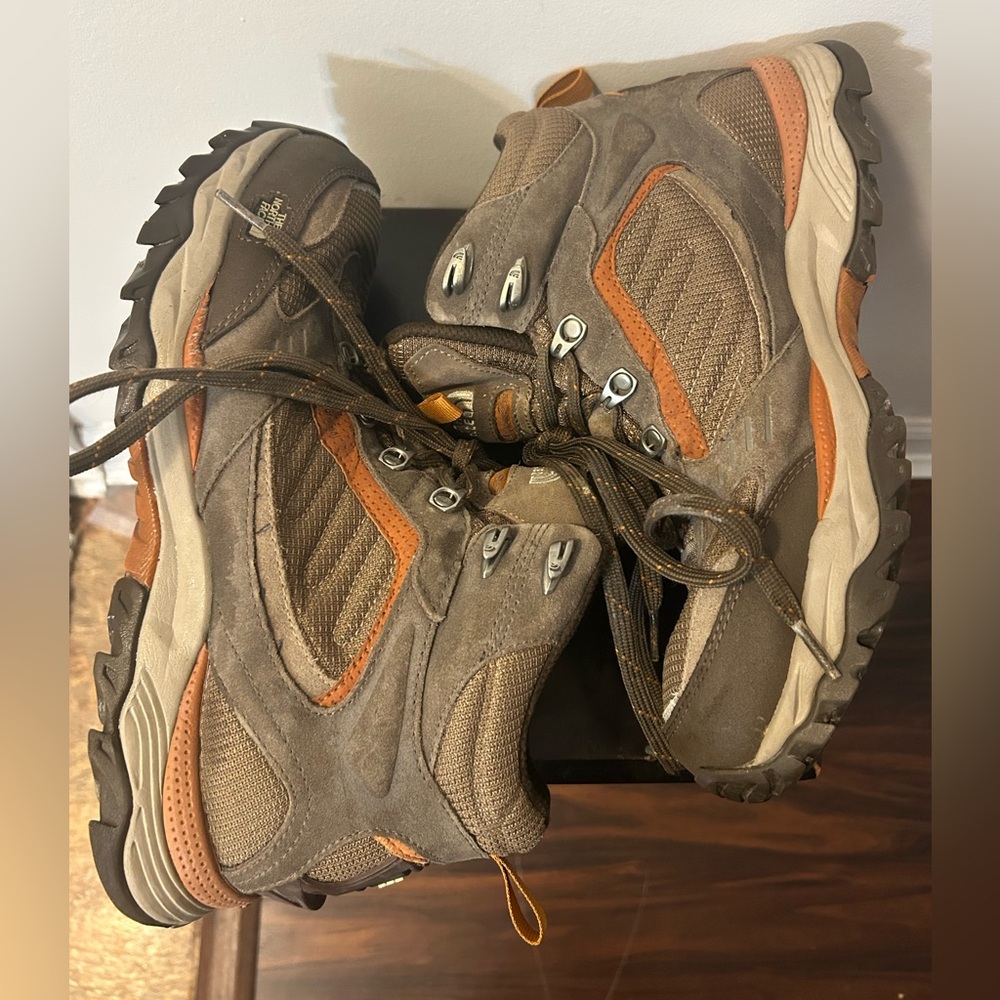 Men's The North Face Hydroseal Hiking Boots Orange and Brown Size 10 EUC